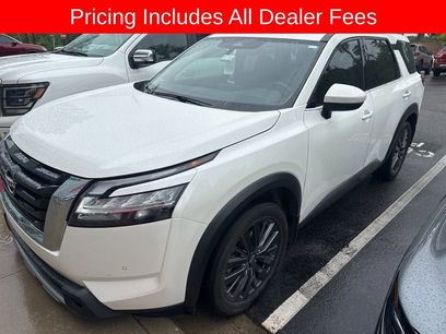Certified 2023 Nissan Pathfinder SL w/ SL Premium Package
