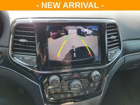 Used 2019 Jeep Grand Cherokee Limited w/ Trailer Tow Group IV AWD/4WD image 10
