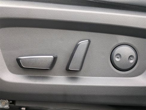 New 2026 Mitsubishi Outlander SEL image 21