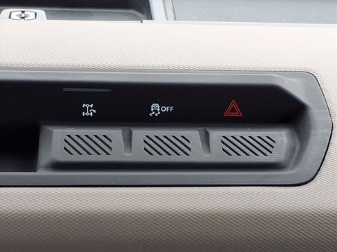 Certified 2021 Ford Bronco Big Bend image 18