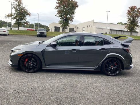 Used 2017 Honda Civic Type R image 3