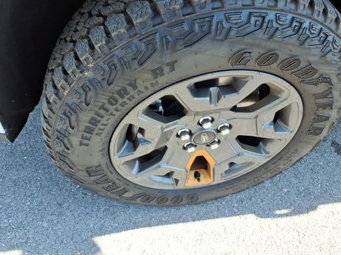 New 2026 Ford Maverick Tremor image 16