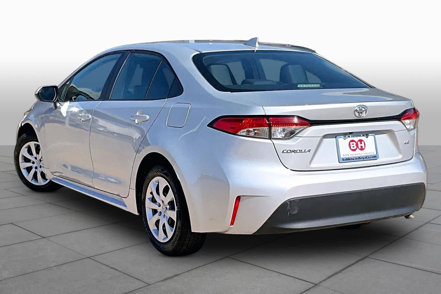 Used 2024 Toyota Corolla LE FWD image 12