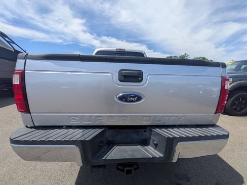 Used 2010 Ford F250 Lariat AWD/4WD image 5