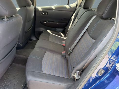 Used 2019 Nissan Leaf SV Plus w/ SV Plus Technology Package FWD image 15