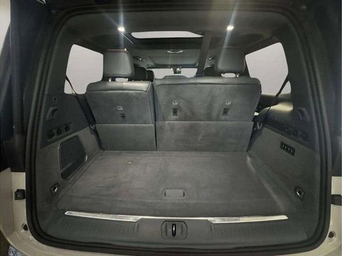 Used 2022 Jeep Grand Wagoneer Series III w/ HD Trailer Tow Package image 31