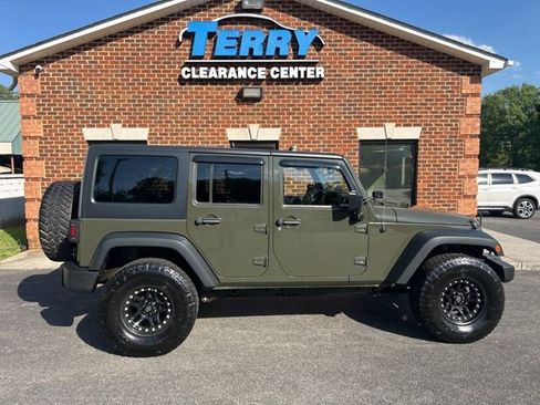 Used 2015 Jeep Wrangler Unlimited Rubicon w/ Dual Top Group image 5