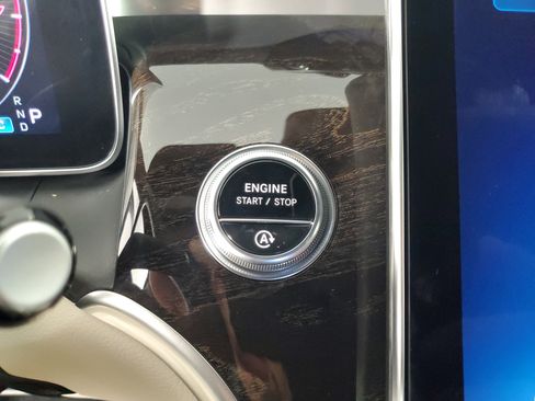 Used 2023 Mercedes-Benz GLC 300 image 20