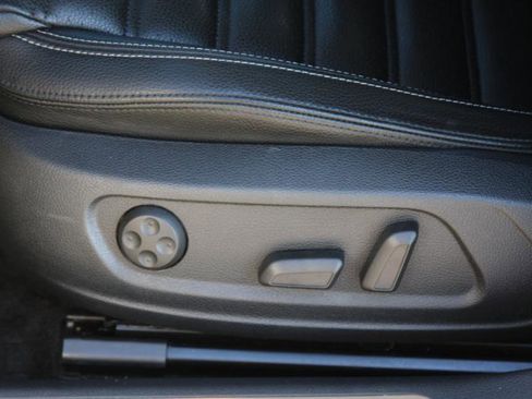 Used 2016 Volkswagen CC Sport image 27