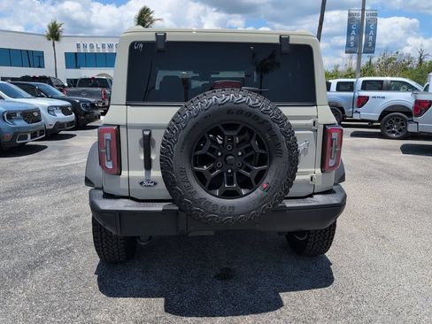New 2026 Ford Bronco Badlands AWD/4WD image 3