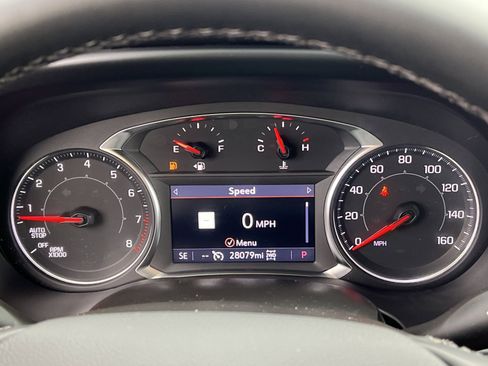 Used 2023 GMC Acadia AT4 image 17