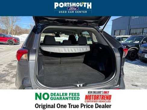 Used 2023 Toyota RAV4 XLE image 12