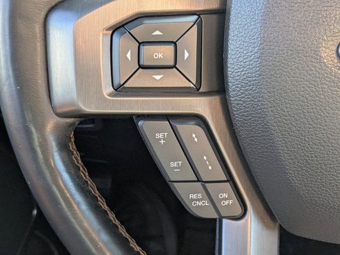 Used 2016 Ford F150 Limited w/ Trailer Tow Package image 28