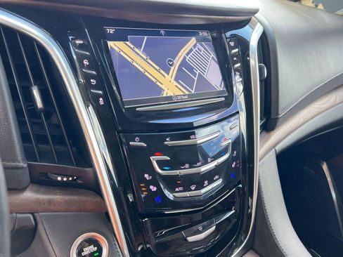 Certified 2020 Cadillac Escalade Premium Luxury w/ Escalade Sport Edition image 23