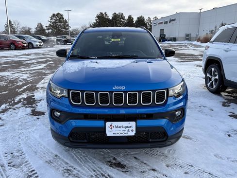 New 2026 Jeep Compass Latitude image 7