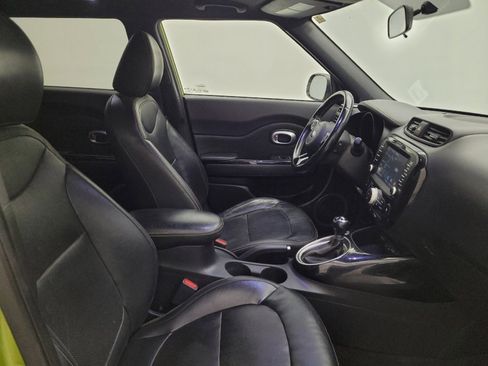 Used 2015 Kia Soul + w/ Primo Package FWD image 21