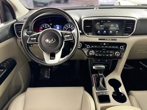 Used 2021 Kia Sportage EX image 32