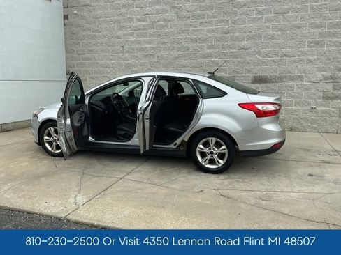 Used 2013 Ford Focus SE FWD image 12