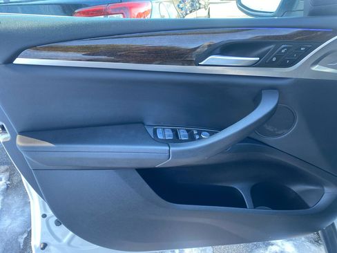 Used 2022 BMW X4 xDrive30i w/ Convenience Package image 24