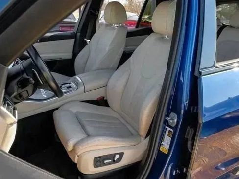 Used 2022 BMW X5 sDrive40i w/ M Sport Package image 39