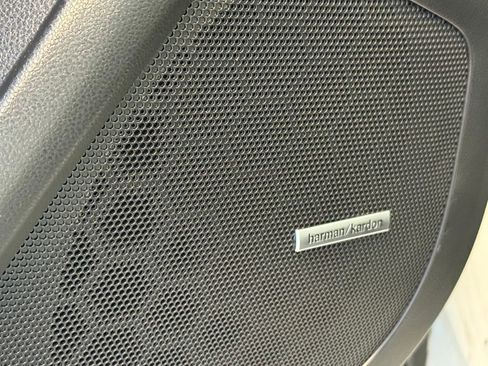 Used 2020 Subaru Ascent Limited w/ Technology Package image 13