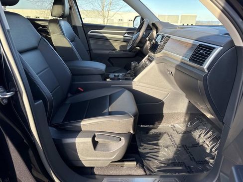 Used 2023 Volkswagen Atlas SE AWD/4WD image 19