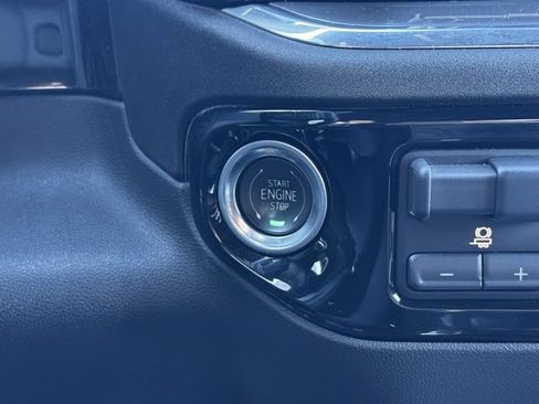 Used 2025 Chevrolet Silverado 3500 High Country w/ High Country Premium Package image 31