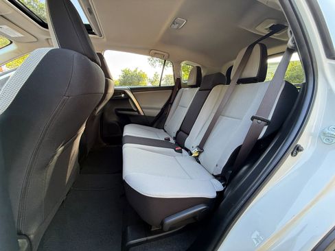 Used 2016 Toyota RAV4 XLE FWD image 20