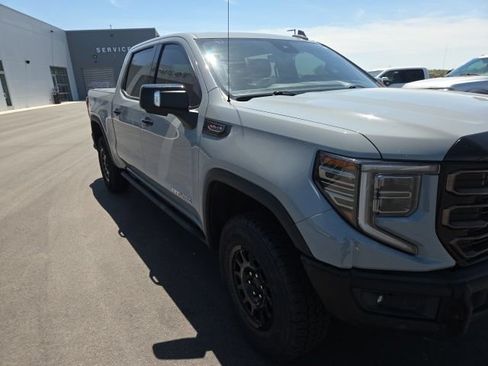 Used 2024 GMC Sierra 1500 AT4X w/ AT4X AEV Edition AWD/4WD image 10