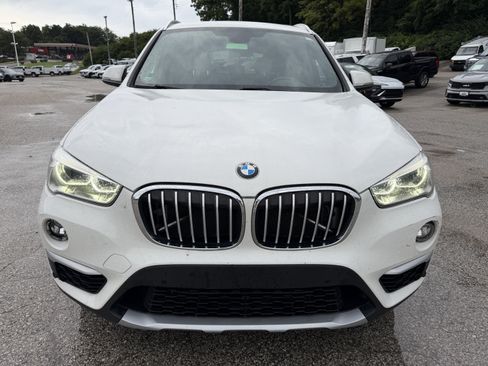 Used 2017 BMW X1 xDrive28i AWD/4WD image 2