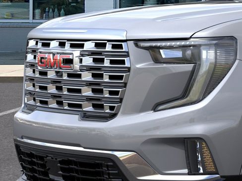 New 2026 GMC Acadia Denali w/ Super Cruise Package FWD image 15