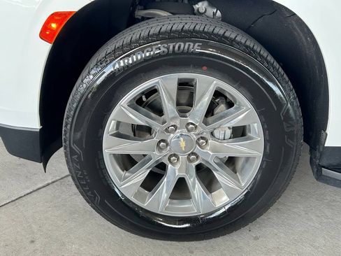 Used 2022 Chevrolet Tahoe Premier w/ Premium Package 2 RWD image 34