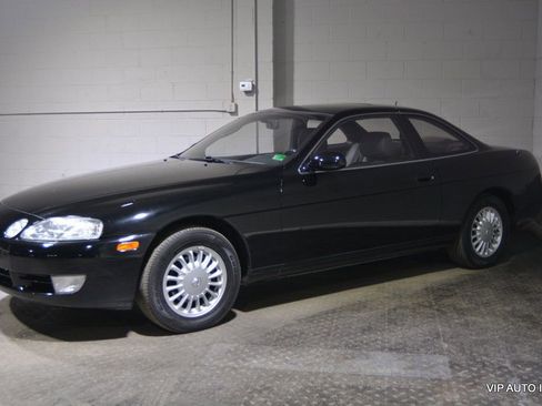 Used 1992 Lexus SC 300 Coupe image 2