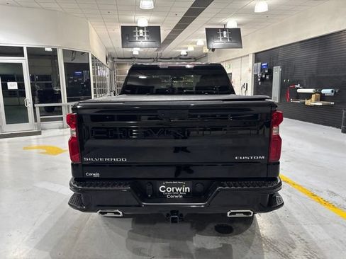 Used 2020 Chevrolet Silverado 1500 Custom Trail Boss w/ Custom Convenience Package AWD/4WD image 7
