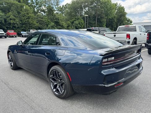 Used 2026 Dodge Charger Scat Pack w/ Blacktop Package AWD/4WD image 7