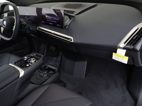 New 2026 BMW iX xDrive45 image 22