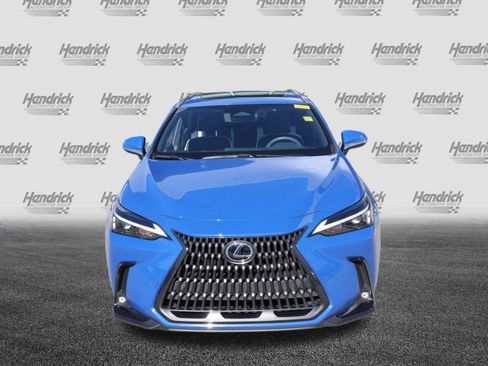 Used 2023 Lexus NX 250 FWD w/ Premium Package image 3