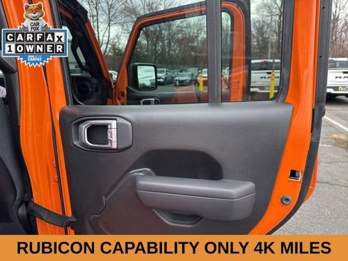 Used 2025 Jeep Gladiator Rubicon w/ Technology Group image 37