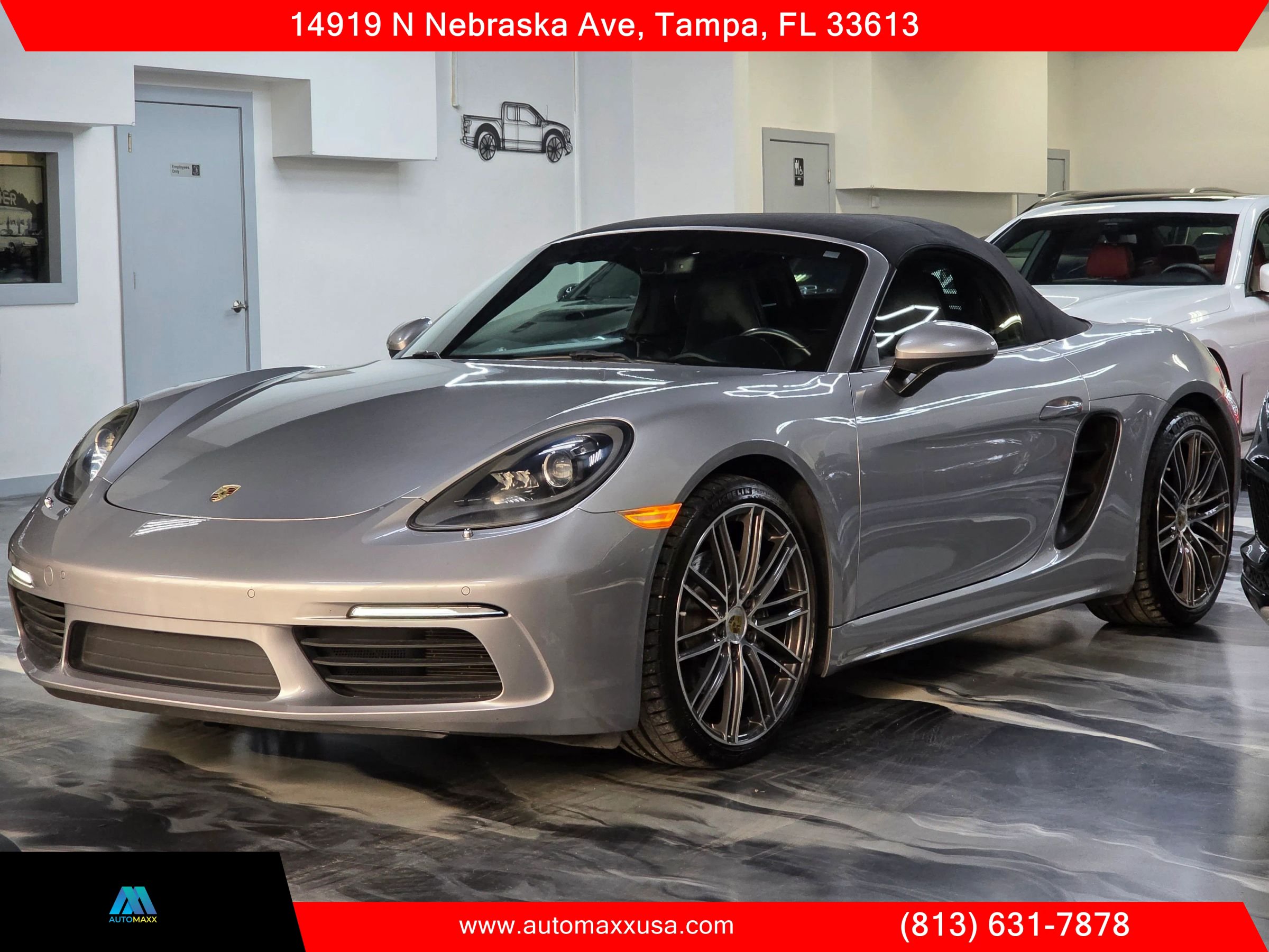 Used 2019 Porsche 718 Boxster RWD image 4