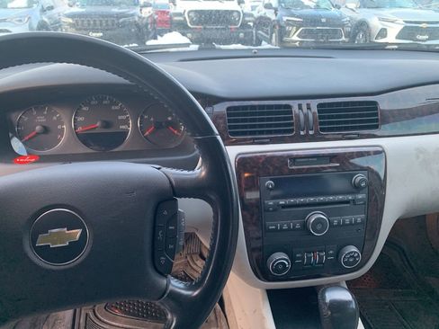 Used 2012 Chevrolet Impala LT image 11