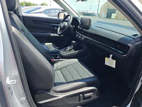 Used 2025 Honda CR-V EX-L image 6