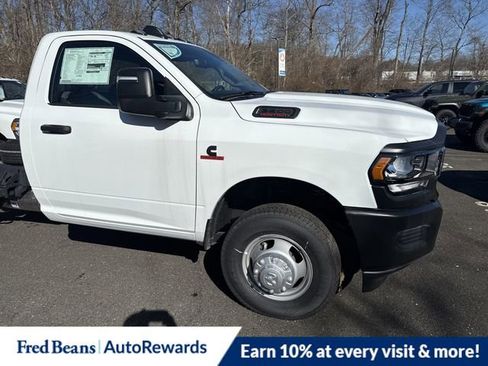 New 2024 RAM 3500 Tradesman image 10