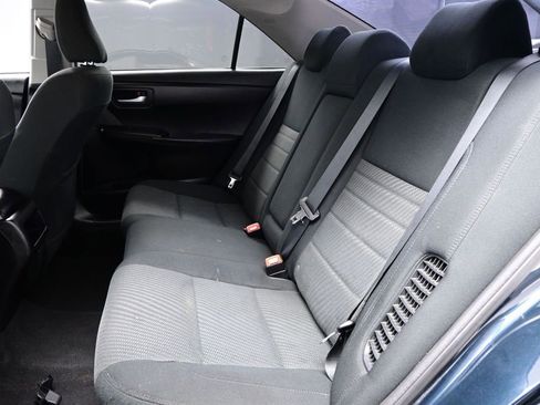 Used 2017 Toyota Camry Hybrid FWD image 21