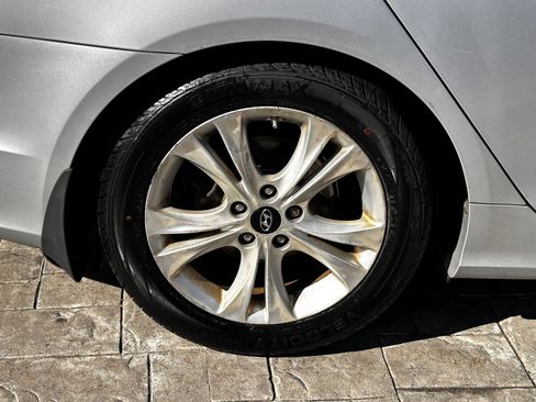 Used 2012 Hyundai Sonata Limited image 17