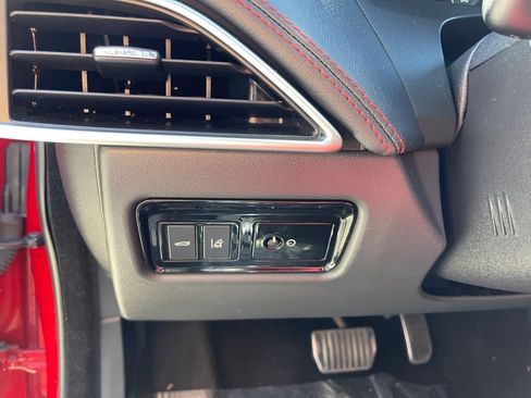 Used 2019 Jaguar XE Landmark Edition RWD image 21