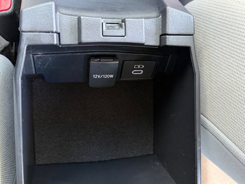 Used 2024 Toyota Corolla LE FWD image 23
