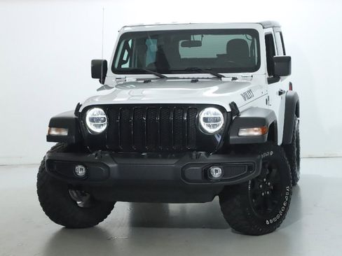 Used 2022 Jeep Wrangler Willys image 3