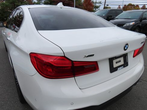 Used 2017 BMW 530i xDrive image 11