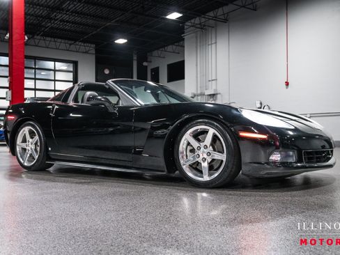 Used 2007 Chevrolet Corvette Coupe w/ Preferred Equipment Group RWD image 7