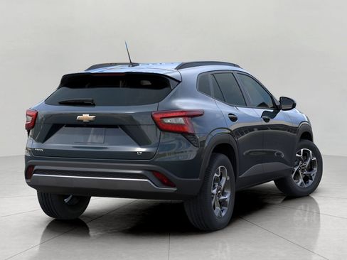 New 2026 Chevrolet Trax LT w/ Driver Confidence Package FWD image 4